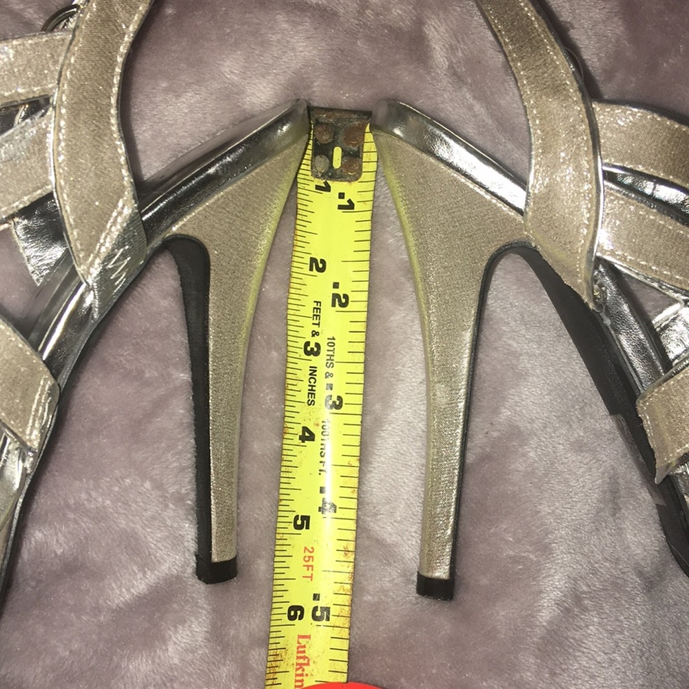 CHARLOTTE RUSSE Heels - Picture 5 of 5